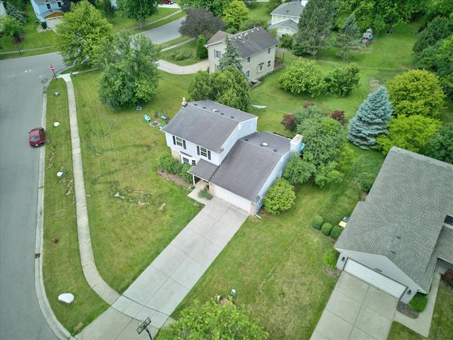 1221 Harwood Circle, Saline, MI 48176