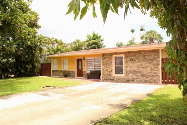1558 NE 30th Street, Pompano Beach, FL 33064