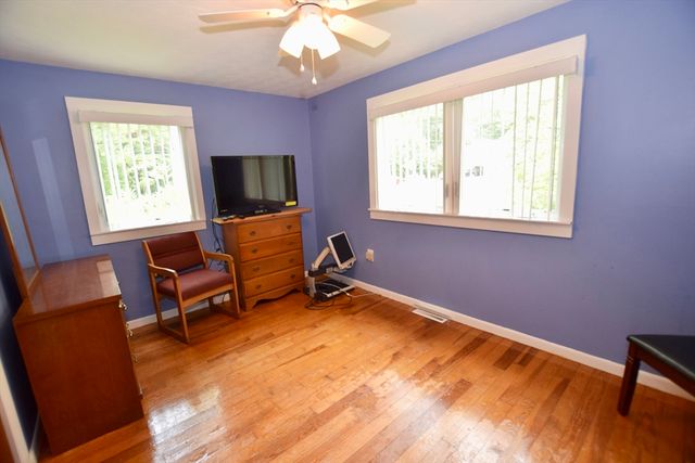 197 Birch St, Pembroke, MA 02359