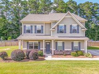 405 BENSTONE NE Drive, Calhoun, GA 30701