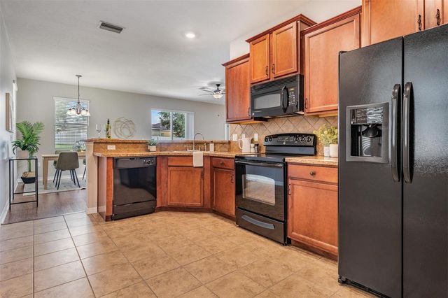 6116 CHAMPIONS GATE BOULEVARD, Zephyrhills, FL 33541
