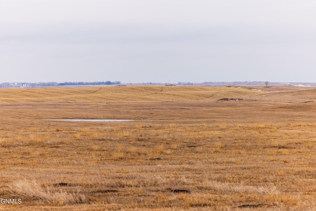 1587 18th Avenue NW, Turtle Lake, ND 58575 photo 12