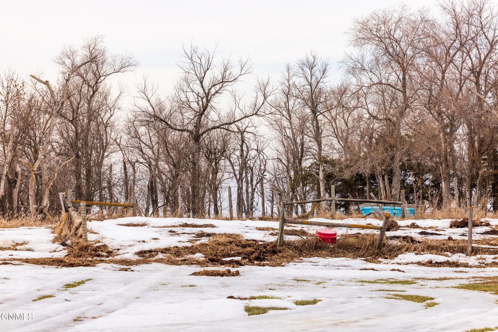 1587 18th Avenue NW, Turtle Lake, ND 58575 photo 24