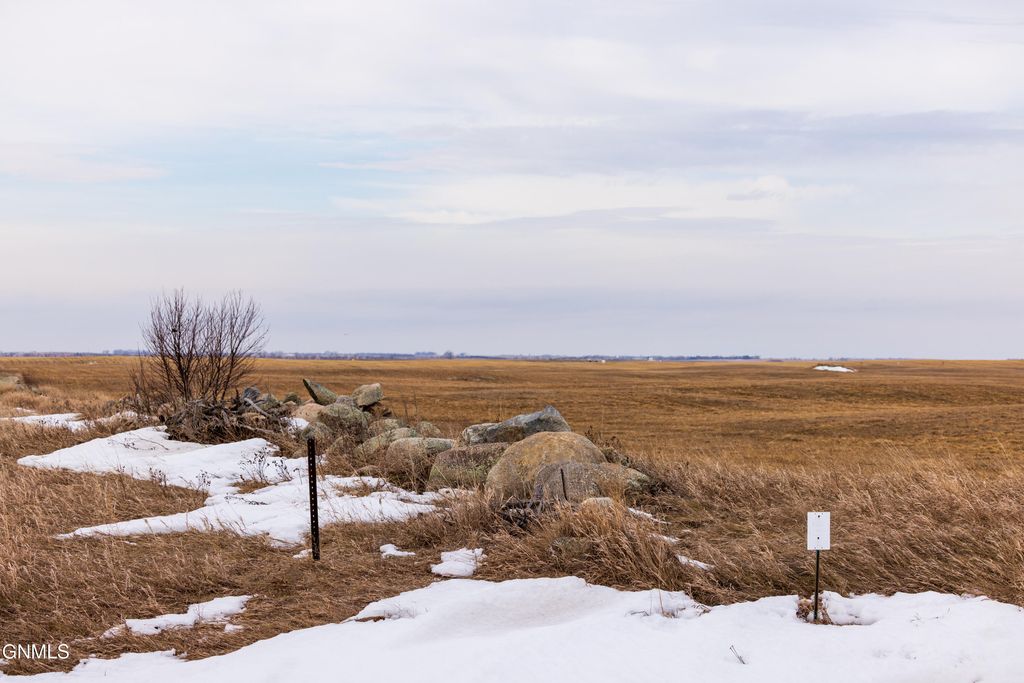 1587 18th Avenue NW, Turtle Lake, ND 58575 photo 5