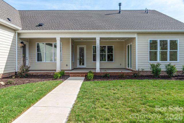 12813 Mayes Road, Huntersville, NC 28078