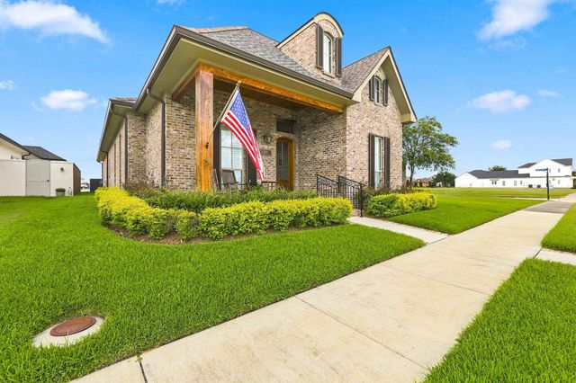 202 Rue Etienne, Thibodaux, LA 70301