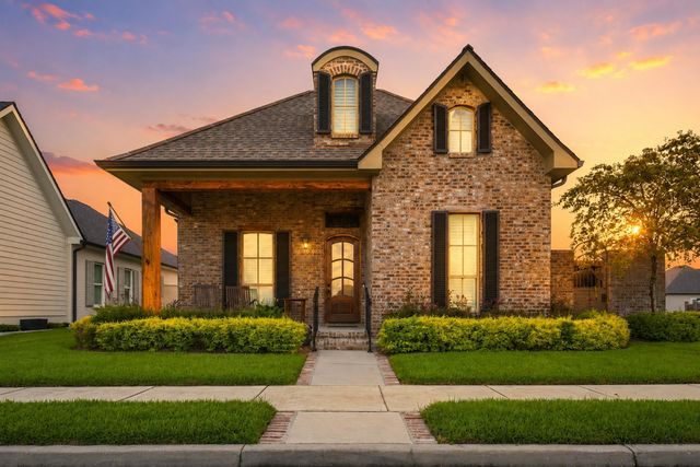 202 Rue Etienne, Thibodaux, LA 70301