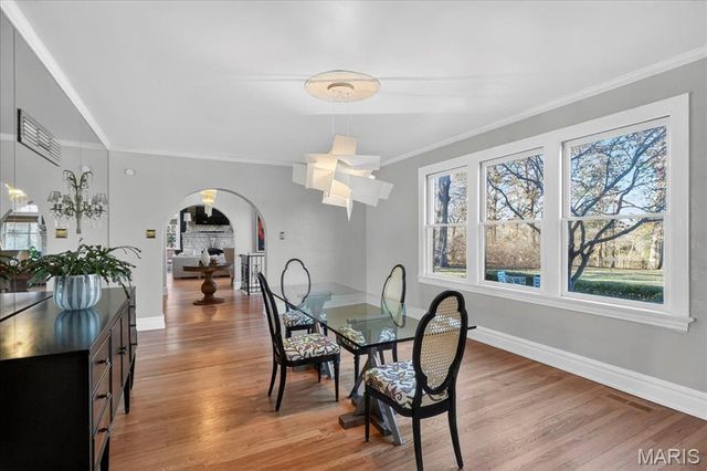 9760 Old Warson Road, St Louis, MO 63124