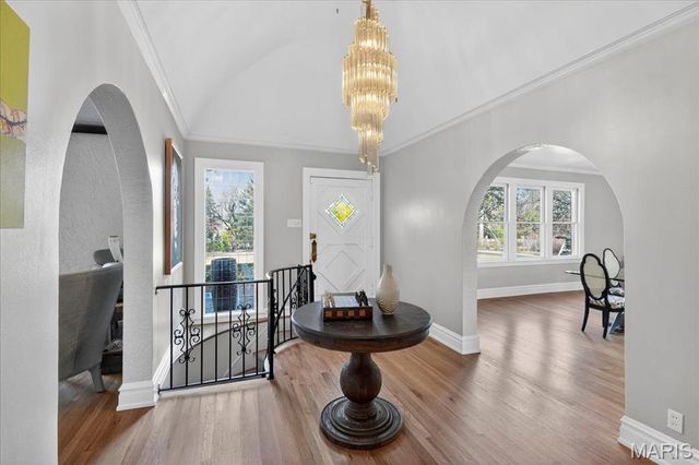 9760 Old Warson Road, St Louis, MO 63124