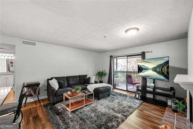 2709 Cumberland Court SE, Smyrna, GA 30080