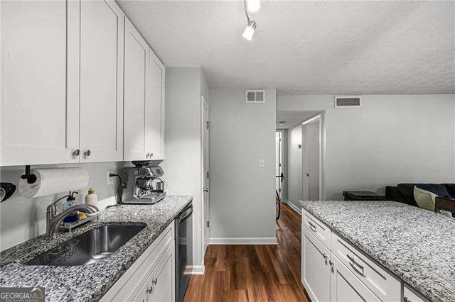 2709 Cumberland Court SE, Smyrna, GA 30080