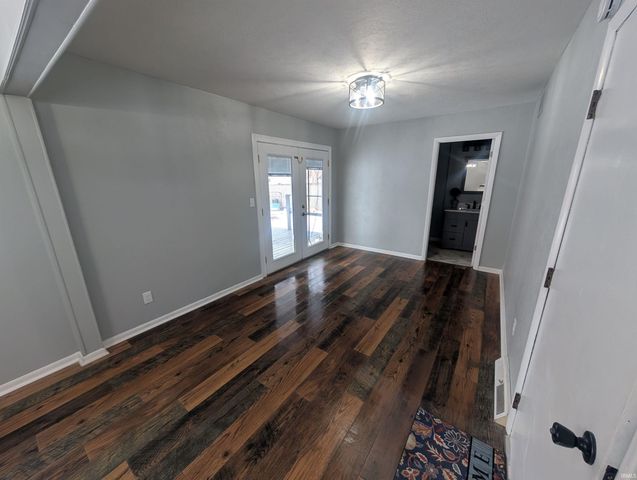 54639 County Road 101, Elkhart, IN 46514