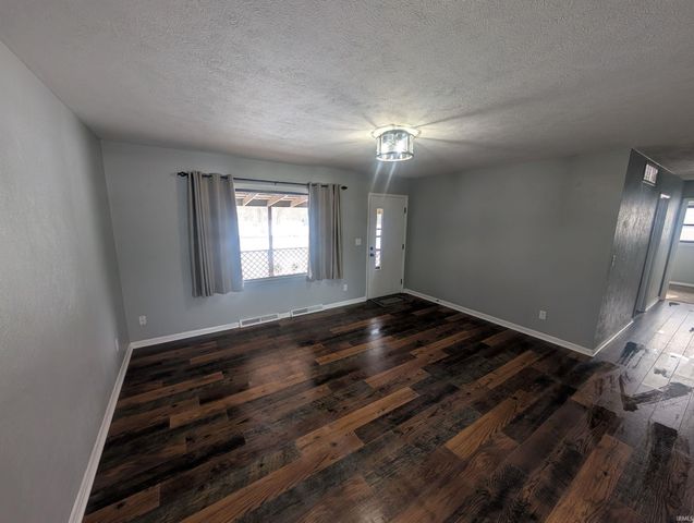 54639 County Road 101, Elkhart, IN 46514