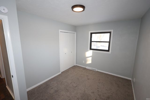 54639 County Road 101, Elkhart, IN 46514