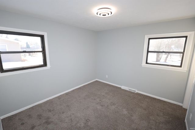 54639 County Road 101, Elkhart, IN 46514