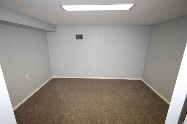 54639 County Road 101, Elkhart, IN 46514