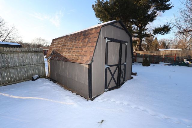 54639 County Road 101, Elkhart, IN 46514