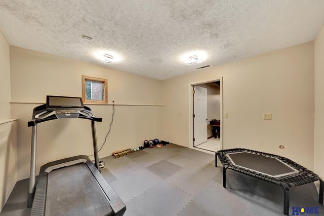 1625 Fir Avenue, Crete, NE 68333