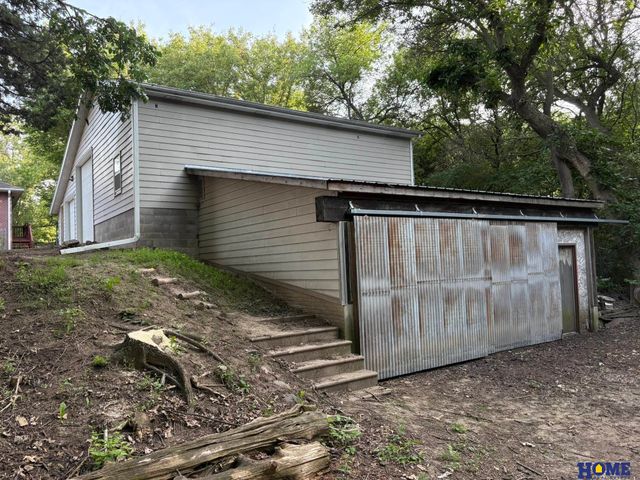 1625 Fir Avenue, Crete, NE 68333