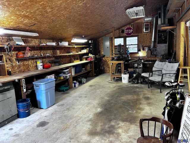 1625 Fir Avenue, Crete, NE 68333