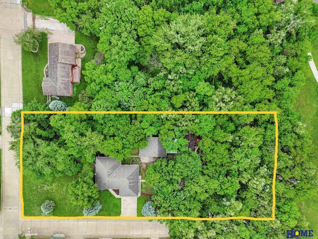 1625 Fir Avenue, Crete, NE 68333