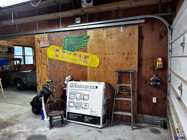 1625 Fir Avenue, Crete, NE 68333