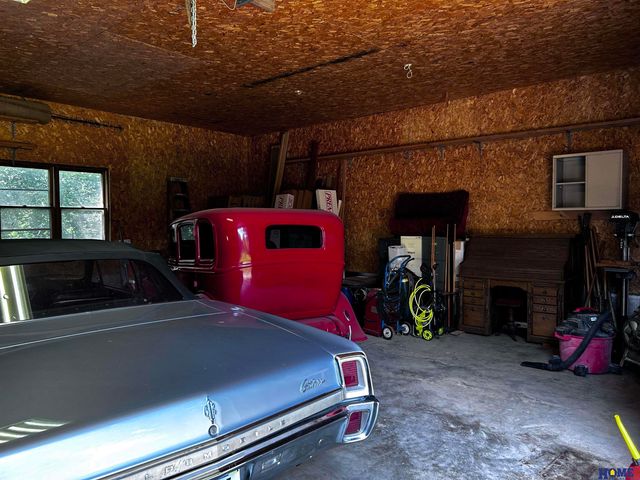 1625 Fir Avenue, Crete, NE 68333