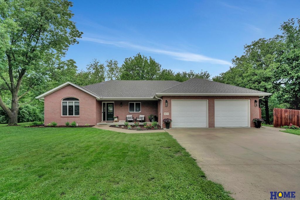 1625 Fir Avenue, Crete, NE 68333