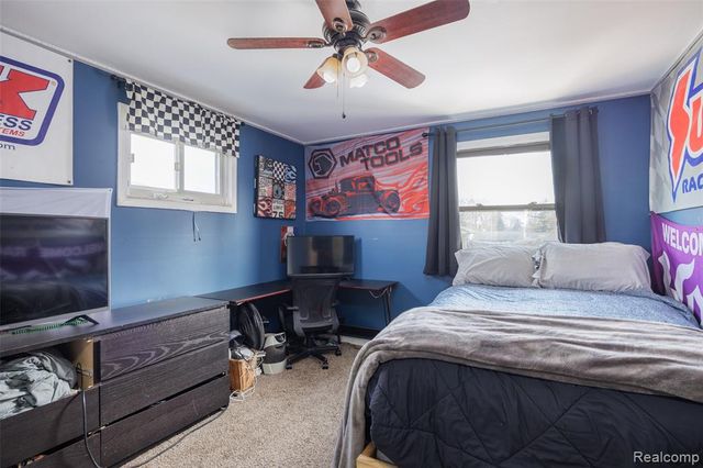 11808 Harbor Lane, Belleville, MI 48111