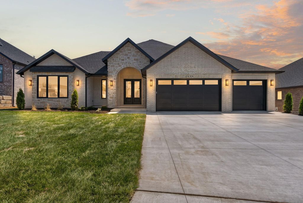 2050 N Silver Charm Avenue, Springfield, MO 65802