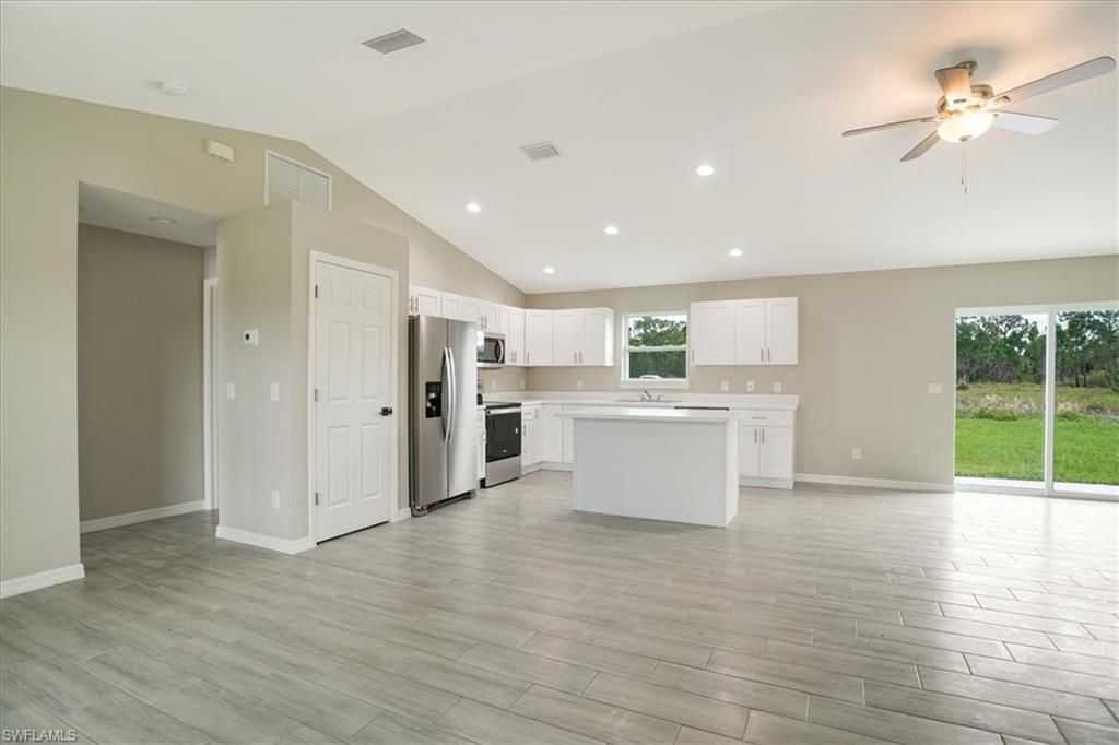 3010 67th ST W, LEHIGH ACRES, FL 33971 — photo 2