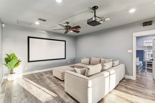 1091 Hill Country Court, Graford, TX 76449