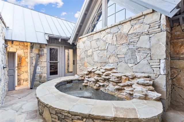 1091 Hill Country Court, Graford, TX 76449