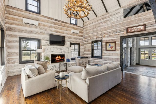 1091 Hill Country Court, Graford, TX 76449