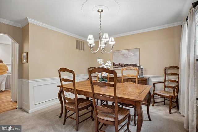 4915 SHADOW VALLEY DR, Fairfax, VA 22030