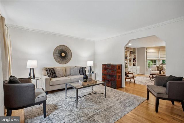 4915 SHADOW VALLEY DR, Fairfax, VA 22030