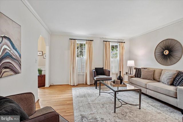 4915 SHADOW VALLEY DR, Fairfax, VA 22030