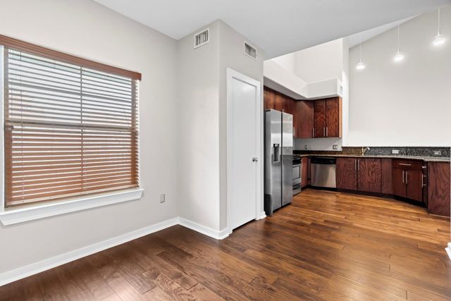 2900 Hamilton Street 27, Houston, TX 77004
