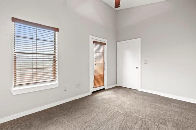2900 Hamilton Street 27, Houston, TX 77004