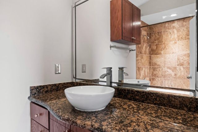 2900 Hamilton Street 27, Houston, TX 77004