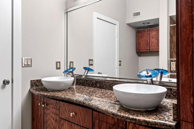 2900 Hamilton Street 27, Houston, TX 77004