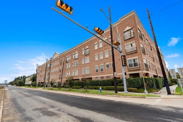 2900 Hamilton Street 27, Houston, TX 77004