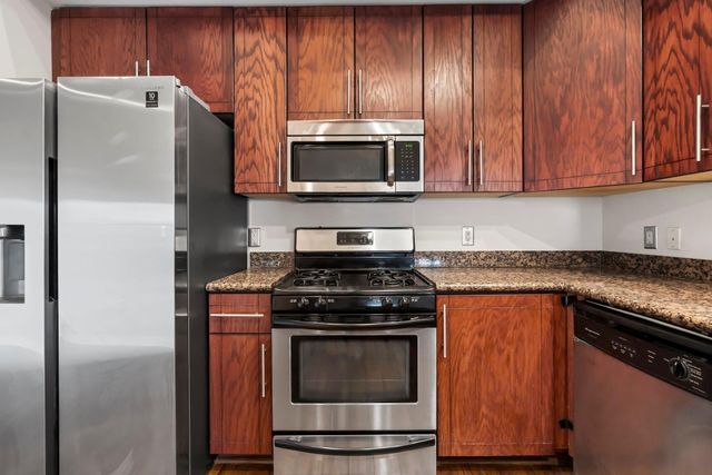 2900 Hamilton Street 27, Houston, TX 77004