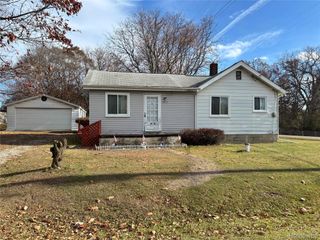 2257 Lodge Road, Flint Charter Township, MI 48532