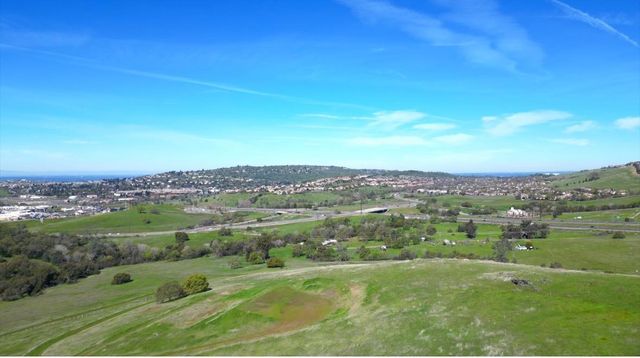 1601 Pheasant Ln, El Dorado Hills, CA 95762