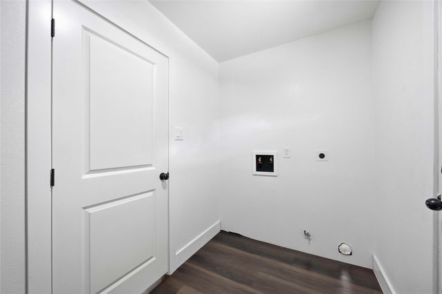 5446 Loch Lomond Drive, Houston, TX 77096
