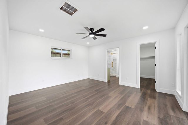 5446 Loch Lomond Drive, Houston, TX 77096