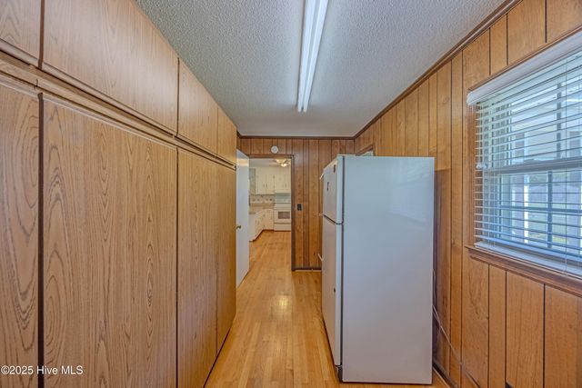 608 E Stanford Street, Beulaville, NC 28518