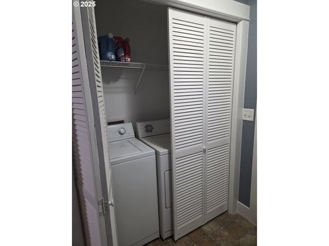 601 W 1ST St, Newberg, OR 97132
