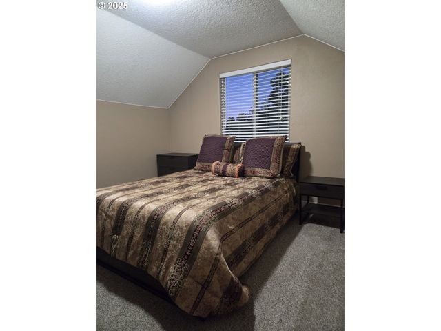 601 W 1ST St, Newberg, OR 97132